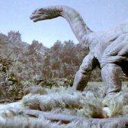 El Planeta de los Dinosaurios (1978)