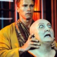Desafío Total / El Halcón y la Flecha (1995)