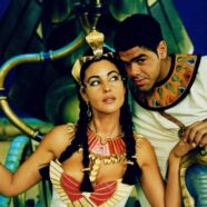 Astérix y Obélix: Misión Cleopatra (2002)