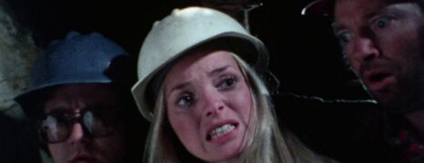 Lo Extraño (Extraños) (1985)