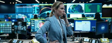 Una Casa Llena de Dinamita (2025)